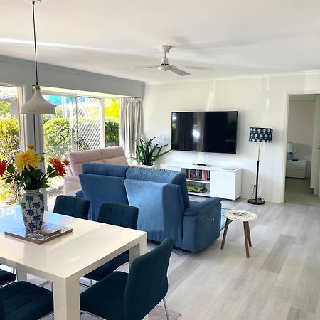 Renovated 2 Bedroom Ground Level Villa In Noosaville Exterior foto